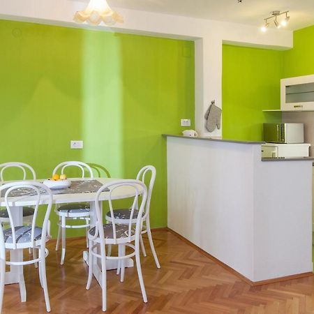 Vega Apartments Podgora Εξωτερικό φωτογραφία
