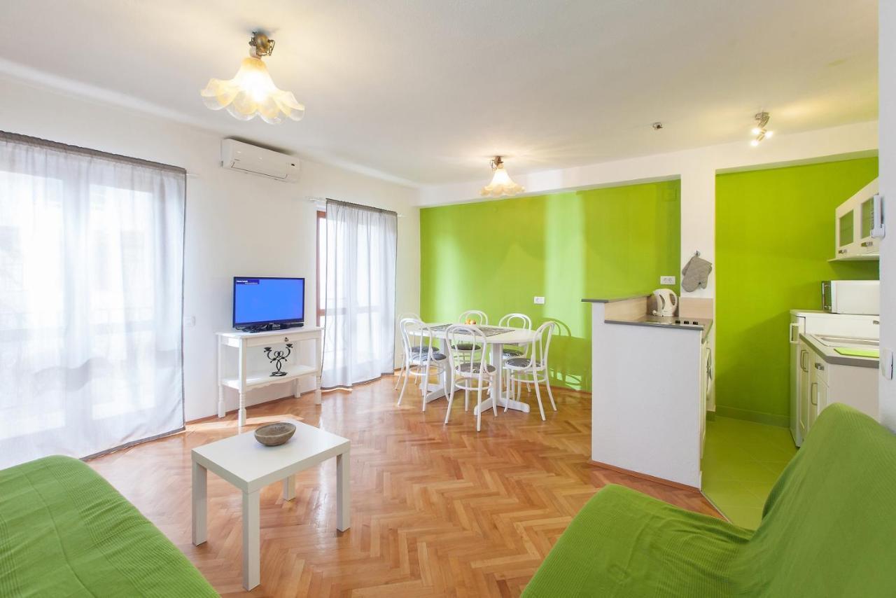 Vega Apartments Podgora Εξωτερικό φωτογραφία